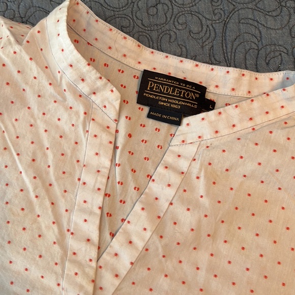 Pendleton half button - Picture 2 of 2